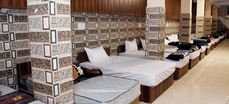 提卢帕蒂巴拉吉客栈 巴格什瓦尔达姆(Tirupati Balaji Inn Bageshwar Dham)图片