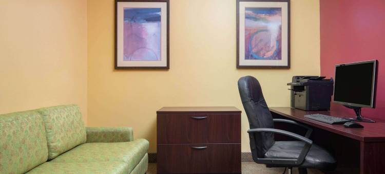 尤宁城拉昆塔温德姆套房酒店(La Quinta Inn & Suites by Wyndham Atlanta-Union City)图片