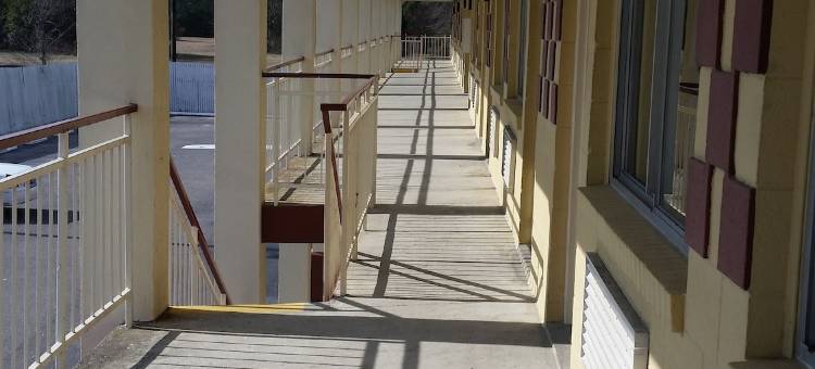 狄龙经济旅馆(Economy Inn)图片