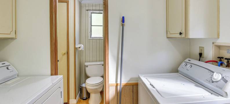 新月城之家配有木炭烧烤架：靠近三个湖泊(Crescent City Home w/ Charcoal Grill: Near 3 Lakes)图片