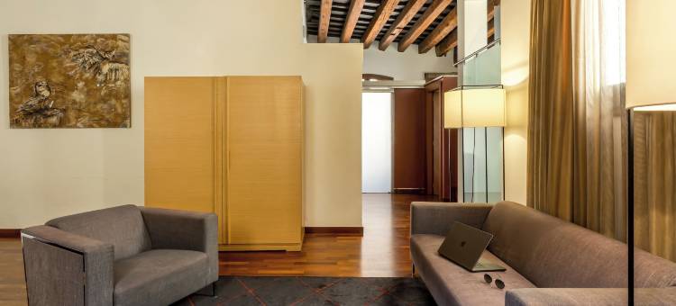 博里亚默瑟楼(Mercer House Boria)图片