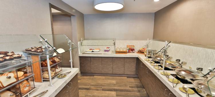 亚特兰大阿尔普哈雷塔希尔顿逸林酒店(DoubleTree by Hilton Hotel Atlanta-Alpharetta)图片