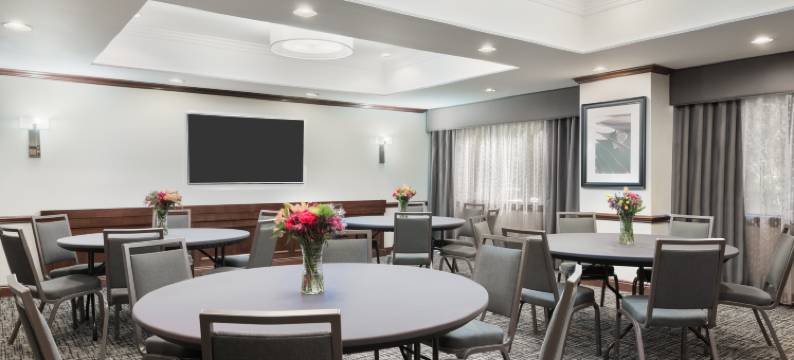 希尔顿欢朋酒店-哈特福德机场(Hampton Inn Hartford-Airport)图片