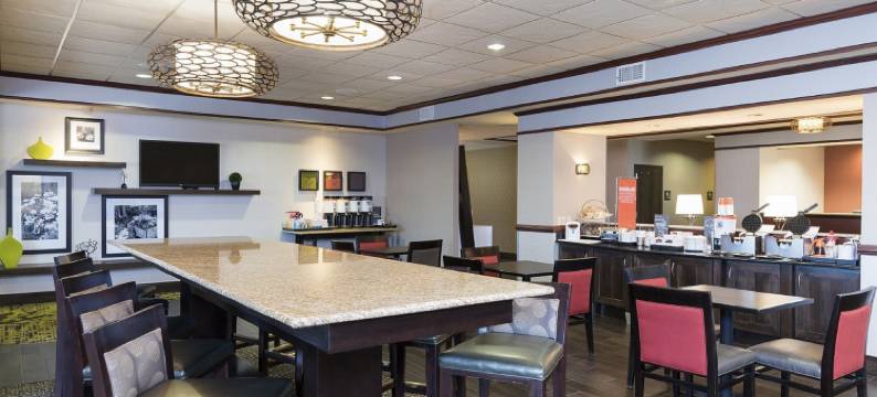 希尔顿欢朋酒店-芒特普莱森特(Hampton Inn Mt. Pleasant)图片