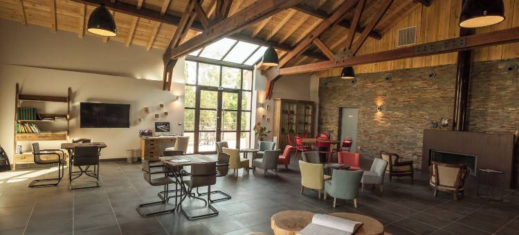 莱斯卡班内斯丹莱布瓦酒店(Les Cabanes Dans les Bois Logis Hôtel)图片