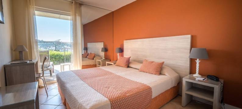 海滨喷泉酒店(Hotel Funtana Marina)图片