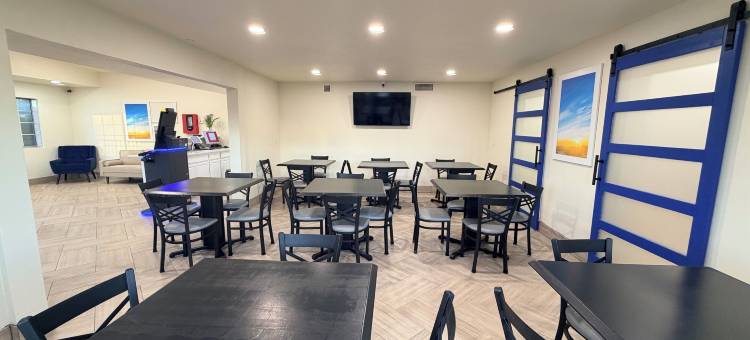 Days Inn & Suites by Wyndham Flagstaff Near University图片