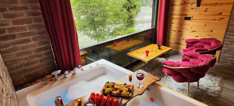 塔比亚特平房酒店(Tabiat Bungalows)图片