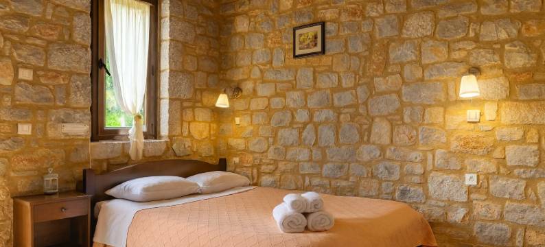 拉卢德斯酒店(Lalloudes Seaside Suites Sea and Pool View)图片