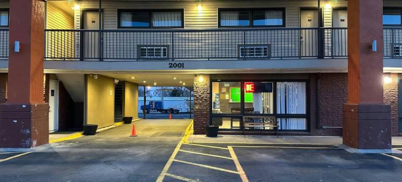 OYO 住宿酒店靠近I 80林肯西(Stay Inn by OYO Near I 80 Lincoln West)图片