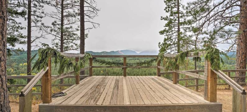 山景和泳池通道：克利艾伦公寓！(CLE Elum Condo with Pool Access and Mountain Views)图片