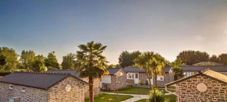 蒙圣米歇尔湾十三盘子(Les Treize Assiettes - Baie du Mont-Saint-Michel)图片