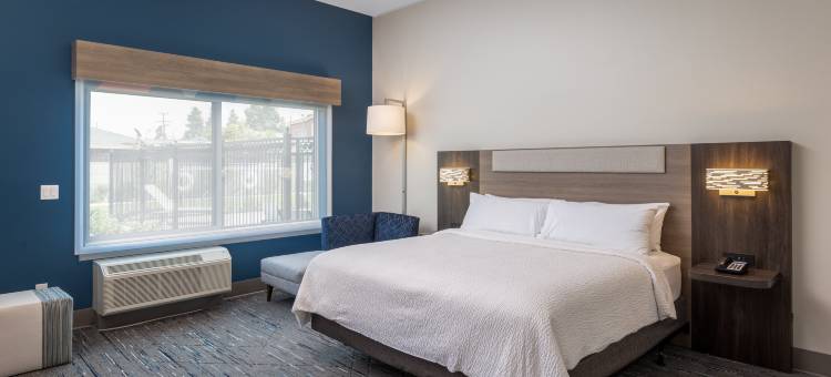 夏威夷花园洲际智选假日套房酒店(Holiday Inn Express & Suites HAWAIIAN GARDENS by IHG)图片