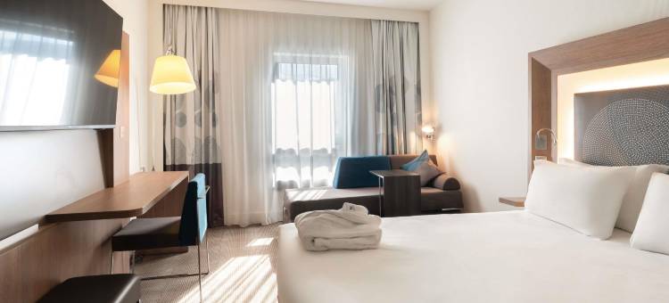 巴黎吕埃尔马尔迈松诺富特酒店(Novotel Paris Rueil-Malmaison)图片