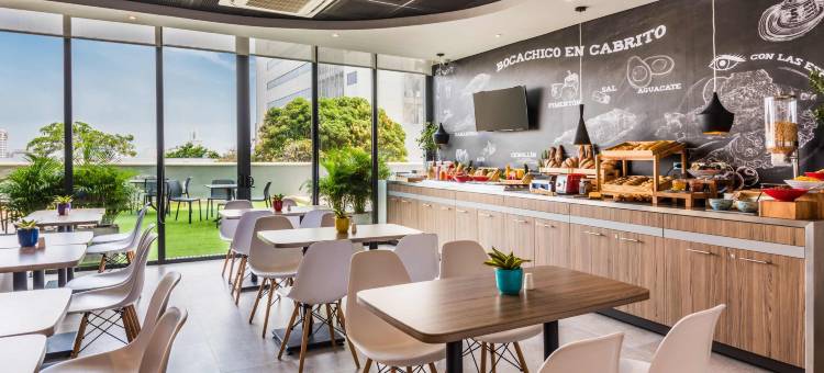 宜必思巴兰基亚酒店(Ibis Barranquilla)图片