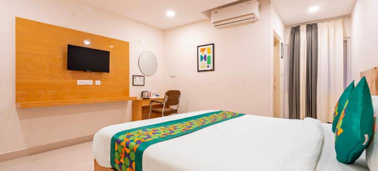 Treebo Living Tree，位于Khairatabad地铁对面(Treebo Living Tree Opposite Khairatabad Metro)图片