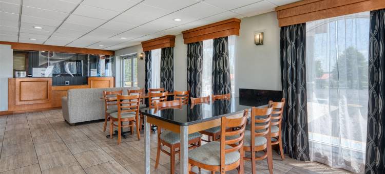 鲍灵格林北贝斯特韦斯特SureStay酒店(SureStay Hotel by Best Western Bowling Green North)图片