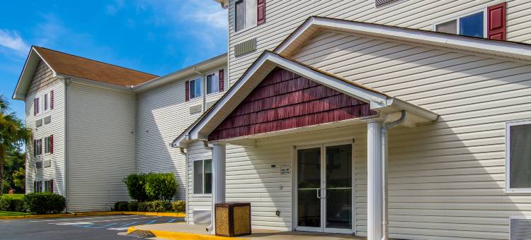 达里恩 - I-95/北布伦瑞克红屋顶酒店(Red Roof Inn Darien - I-95/ North Brunswick)图片