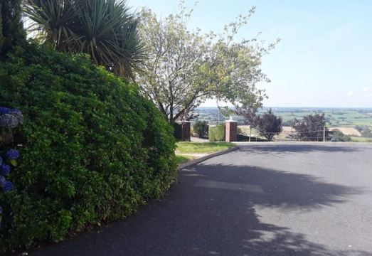 Castle View Hotel Overview