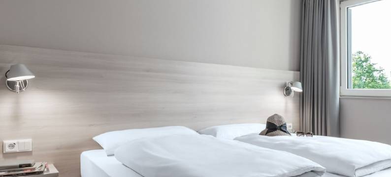 吕讷堡石楠草原西塞尔威斯酒店(Serways Hotel Lüneburger Heide West)图片