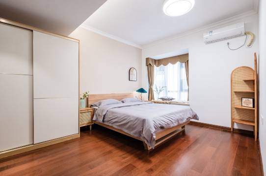 三秋兮公寓(五象大道1号分店)