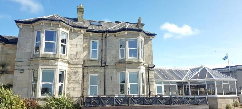 费尔菲尔德别墅酒店(Fairfield House Hotel)图片