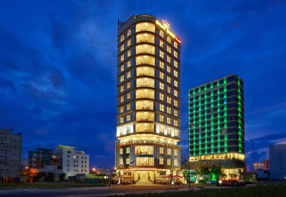 Nhat Minh Hotel and ApartmentHotel Overview