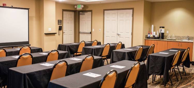 希尔顿欢朋套房酒店-莱思罗普(Hampton Inn & Suites Lathrop)图片