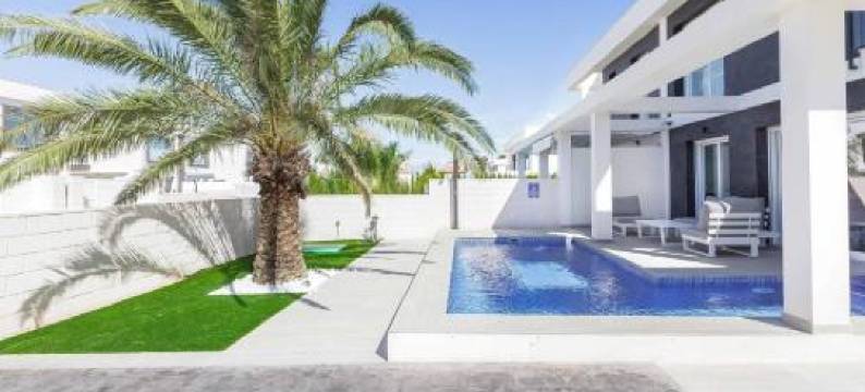 Casa BOS Dolphin Pool Jacuzzi 6p图片