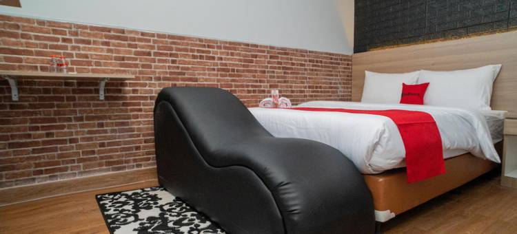 RedDoorz at Golden Averis Cibuluh Bogor图片