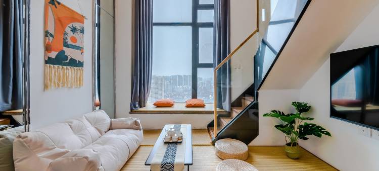 遇见云岳海景艺术LOFT度假公寓(青岛恒大金沙滩店)图片