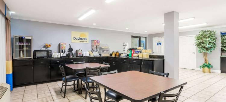 卢戈夫温德姆戴斯酒店(Days Inn by Wyndham Lugoff)图片