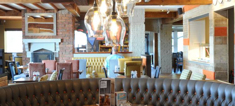 绍森德机场普瑞米尔酒店(Premier Inn Southend Airport)图片