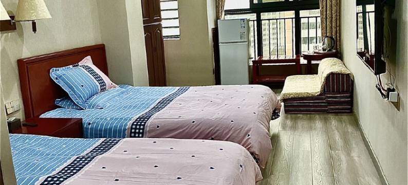 房东小灰公寓(南坪新街分店)图片