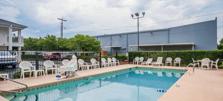 迪凯特河城凯艺酒店(Quality Inn Decatur River City)图片