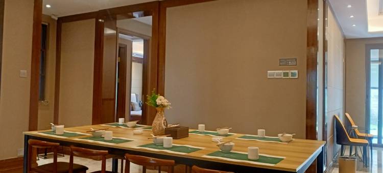 嗨玩轰趴俱乐部(潘安湖店)图片