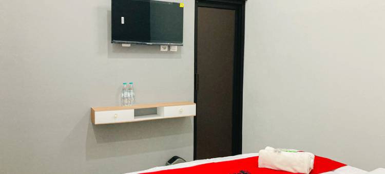 RedDoorz Near Dr Oen Solo Baru Hospital图片