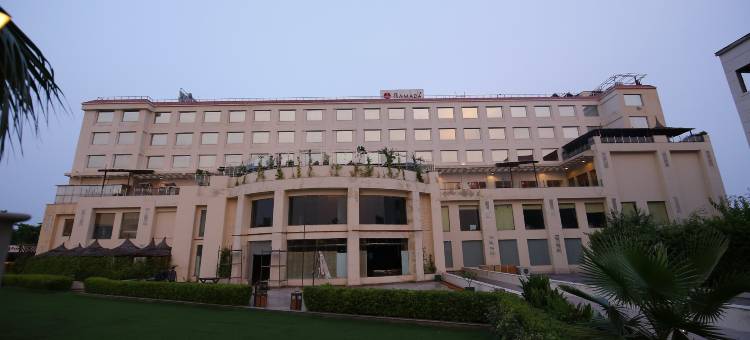 温德姆华美达尼姆拉纳酒店(Ramada by Wyndham Neemrana)图片