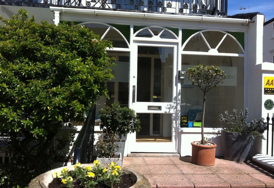 The White HouseHotel Overview