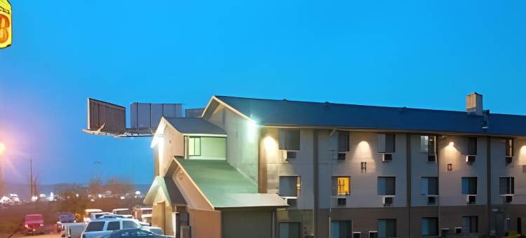 圣克莱尔斯维尔-惠灵Wv区速8酒店(Super 8 by Wyndham St. Clairsville Oh/Wheeling WV Area)图片