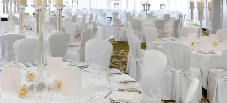 鲁赫爱斯基城堡酒店(Lough Eske Castle)图片