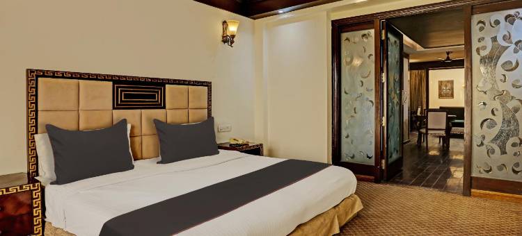 Super Townhouse the Royce New Friends Colony图片