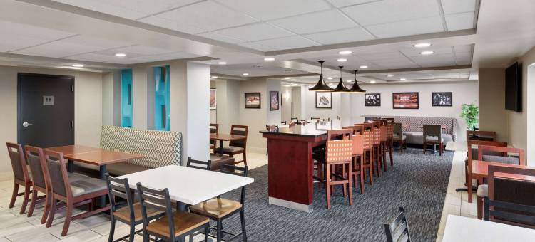 纳什维尔古德利茨维尔拉昆塔温德姆套房酒店(La Quinta Inn & Suites by Wyndham Goodlettsville - Nashville)图片