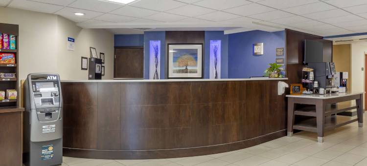 伯克希尔山贝斯特韦斯特优质套房酒店(Best Western Plus Berkshire Hills Inn  Suites)图片