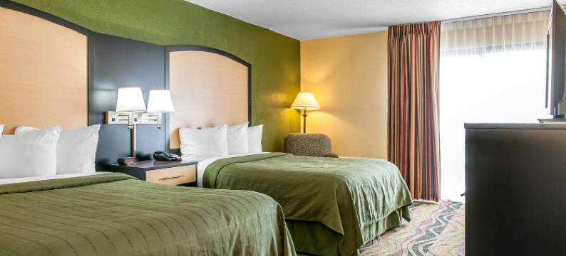 洛根斯波特凯艺旅店及会议中心(Quality Inn Conference Center Logansport)图片