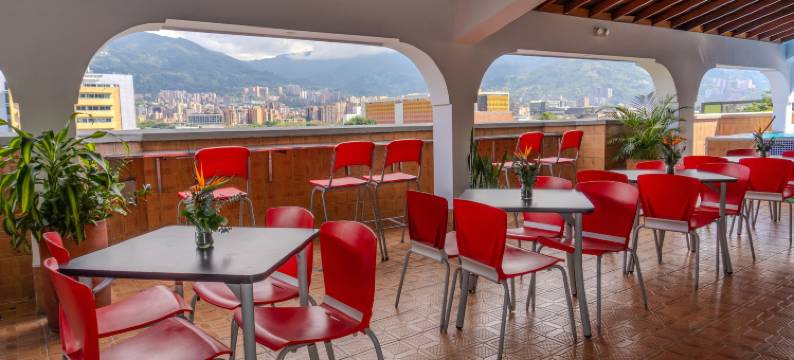 麦德林阿尔卡拉万酒店(Hotel Alcaravan Medellín)图片