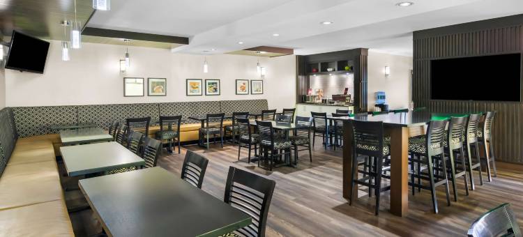 日出贝斯特韦斯特优质酒店(Best Western Plus Sunrise Inn)图片