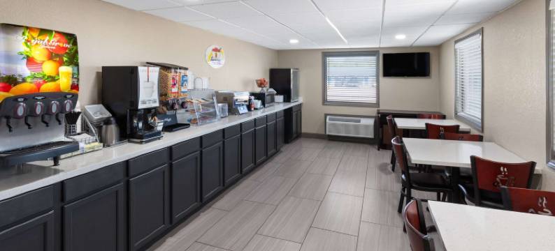 水牛城温德姆速8酒店(Super 8 by Wyndham Buffalo)图片