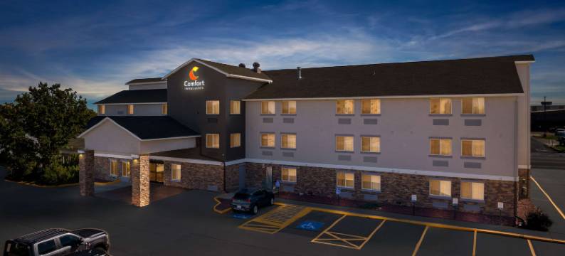 格里利舒适套房酒店(Comfort Inn & Suites Greeley)图片