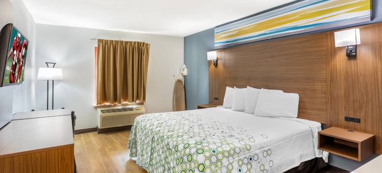 红屋顶家乡工作室兰开斯特(HomeTowne Studios Lancaster)图片